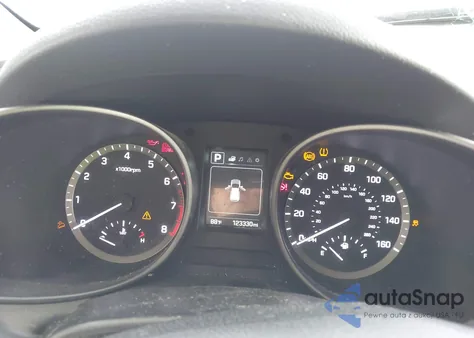 2017 Hyundai Santa Fe Sport 2.4L из США, поврежденный, VIN 5XYZT3LBXHG434235